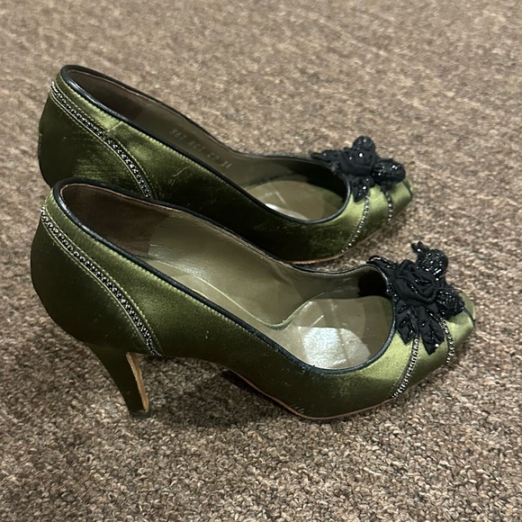 Valentino Garavani Green Studded Shoes Heels Sz 38 Made in Italy! - Picture 3 of 7